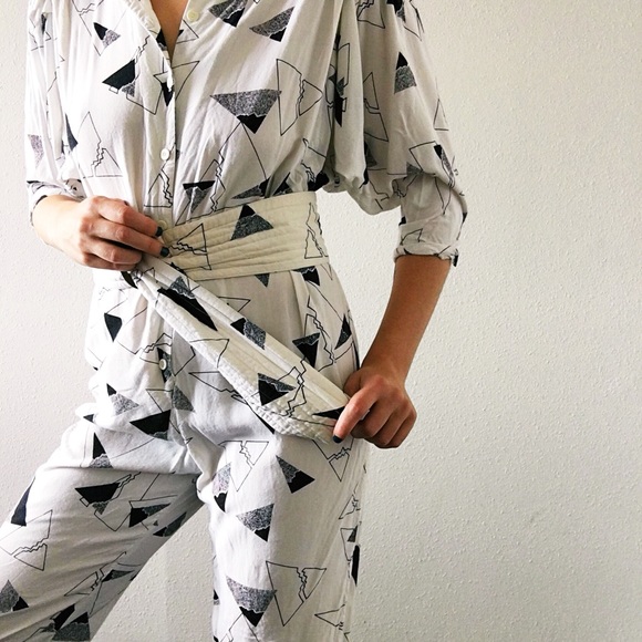 Norah Noh Vintage Geometric Print Jumpsuit Belted - Picture 6 of 7